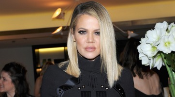 Hivatalos: Khloé Kardashian terhes!