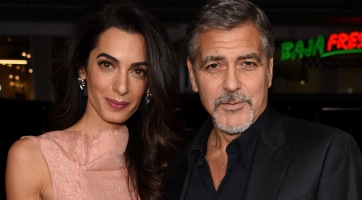 Így hordja ikreit Amal Clooney és George Clooney