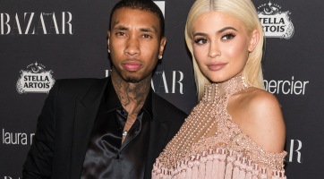 Így takargatja terhességét Kylie Jenner