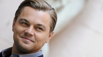 Ismét szupermodelleket csábít Leonardo DiCaprio