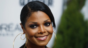 Janet Jackson megmutatta kisfiát