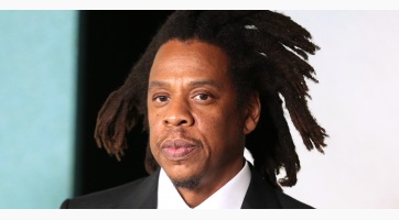 Jay Z elérte, hogy Beyoncé végre bekövessen valakit