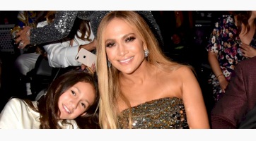 Jennifer Lopez 20 évet fiatalodott