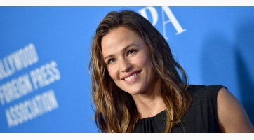 Jóbarátok LEGO-val játszik Jennifer Garner