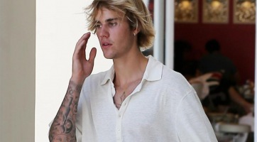 Justin Bieber  ízléstelen fuxokat is árul