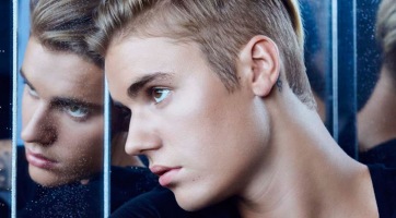 Justin Biebernek már fürdőnddrágra sem telik