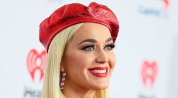 Katy Perry elárulta bizarr szem trükkjét