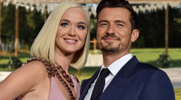 Katy Perry még óriási pocakkal is elment strandolni