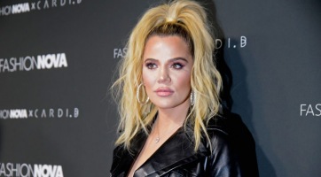 Khloé Kardashian házában már áll a karácsonyfa