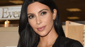 Kim Kardashian bepánikolt: azt hitte ismét terhes!