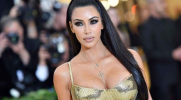 Kim Kardashian nyitott egy negyedik kisbabára