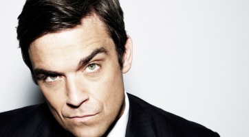 Kisfia született Robbie Williams-nek