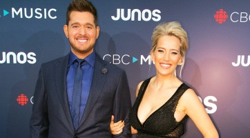 Kislányt vár Michael Bublé és felesége