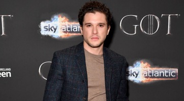 Kit Harington önként vonult rehabra