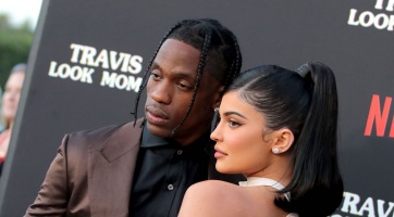 Kylie Jenner szerelmi négyszögbe keveredett