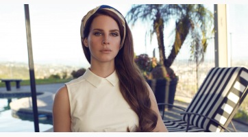 Lana Del Reyt az ünnepek alatt rabolták ki