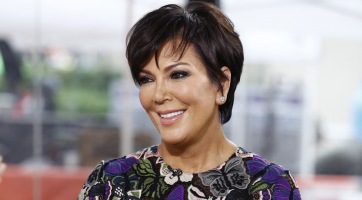 Lánya után Kris Jenner is platinaszőke lett