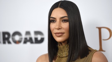 Már megint rablók környékezték meg Kim Kardashiant