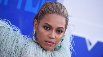 Máris visszatért a munkához Beyoncé