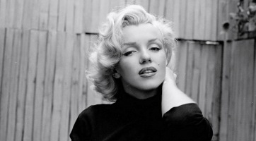 Marylin Monroe borotválta az arcát?