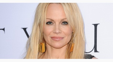 Meggyógyulhat halálos betegségéből Pamela Anderson