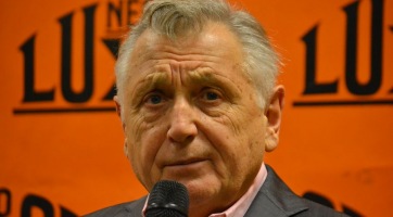 Meghalt Jiří Menzel, Oscar-díjas cseh rendező