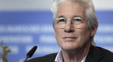 Megházasodott Richard Gere