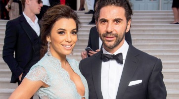 Megmutatta gömbölyödő pocakját Eva Longoria