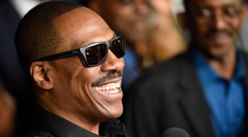 Megszületett Eddie Murphy 10. gyermeke