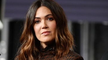 Megszületett Mandy Moore kisfia