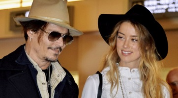Megúszta a börtönt Johnny Depp és felesége