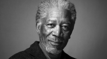 Morgan Freeman a színpadon akar meghalni