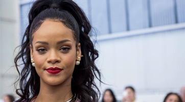 Nagyon csúnyán kifigurázták Rihanna egyik klipjét