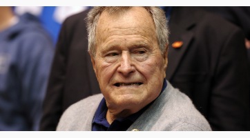 Nyakát törte az idősebb George Bush
