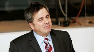 Otthagyta a TV2-t Friderikusz Sándor