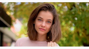 Palvin Barbara vörös hajjal hódít az Instagramon
