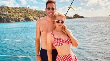 Paris Hilton kisbabát várna?