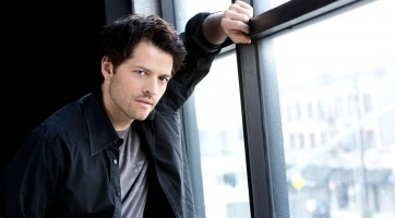Rablótámadás áldozata lett Misha Collins