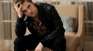 Robert Pattinson az utcára került