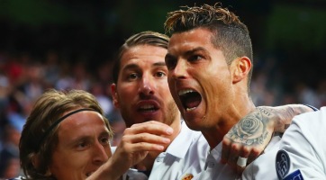 Ronaldo egy fiatal modellel csalta meg párját?