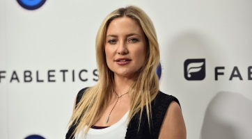Rúzsfoltos terhes pocakot villantott Kate Hudson