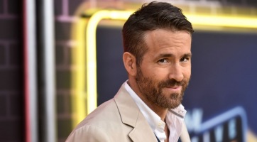 Ryan Reynolds kamuértékelést írt a saját ginjéhez
