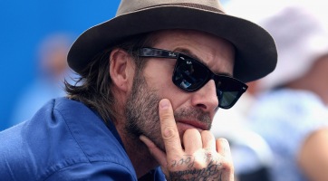 Saját szemüvegmárkája lett David Beckhamnek