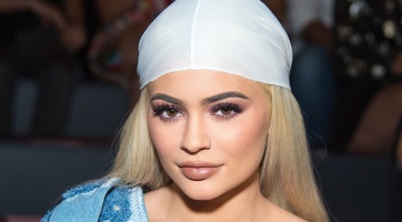 Saját valóságshow-ban folytatja tovább Kylie Jenner