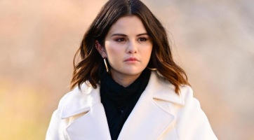 Selena Gomez a szingli létre reagálva parodizált