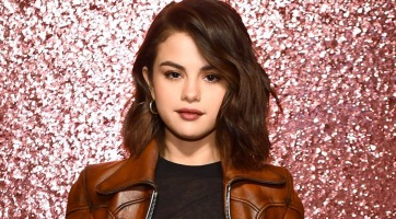 Selena Gomez éjjel-nappal stúdiózik