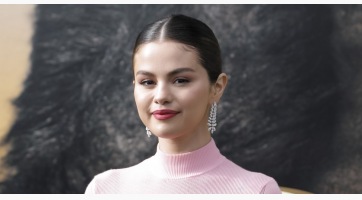 Selena Gomez újabb tetoválással lepte meg magát