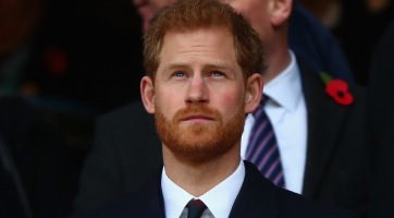 Svájcban tartja legénybúcsúját Harry herceg