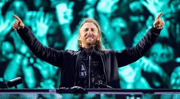 Szinte hihetetlen, hogy milyen izmos David Guetta