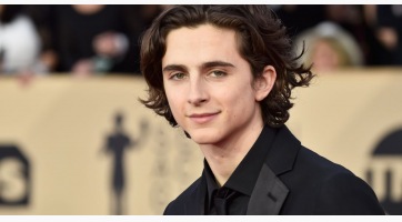 Timothée Chalamet ismét egyedülálló
